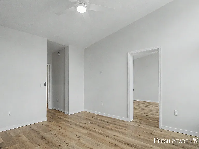 134 Maple St — Photo 6