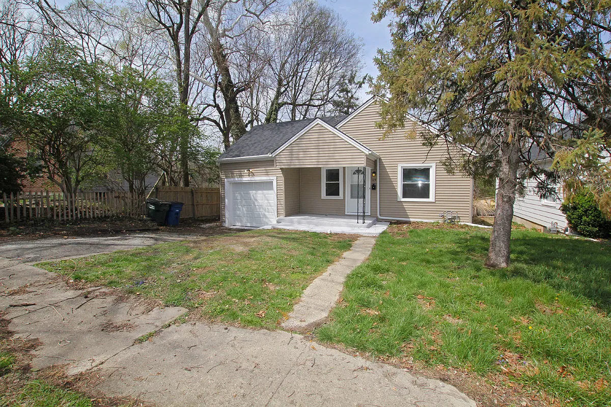 3 bed, 1776 sqft, $1,750 — Photo 1