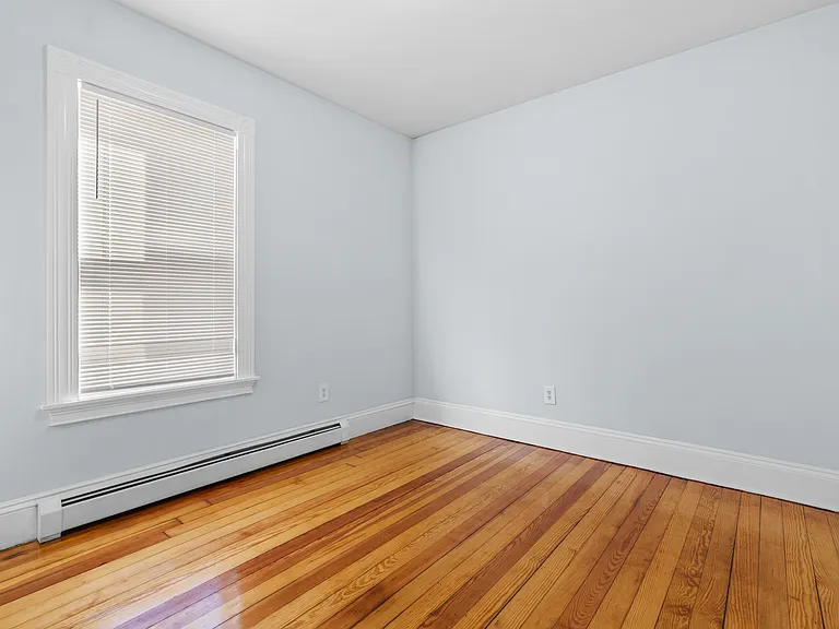 15 Romsey St #1 — Photo 8