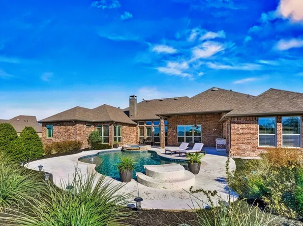 800 Yasmin Ct, Forney, TX 75126