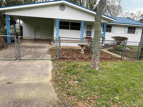 2nd image of 2720 W Gonzalez St