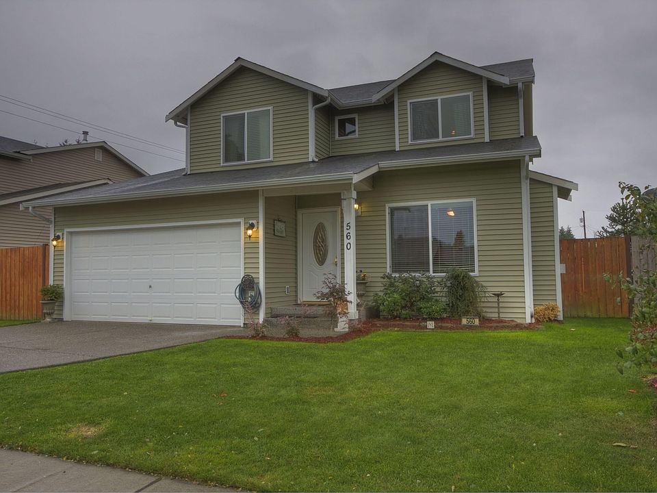 Front of 2 story house