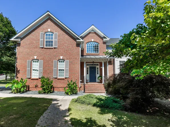 1420 Crete Dr, Raleigh, NC 27606