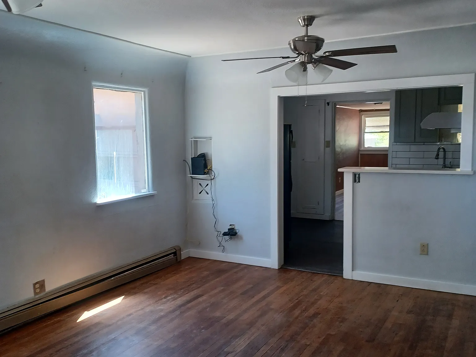 2 bed, $1,100 — Photo 2