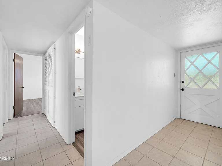 6420 E Windsor Ave — Photo 10