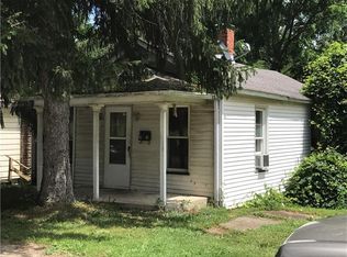 25 S Round St, New Castle, PA 16101