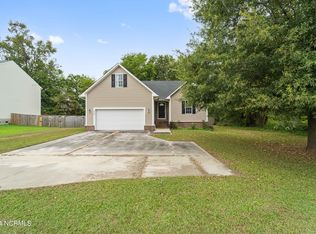 418 Rhodestown Rd, Jacksonville, NC 28540