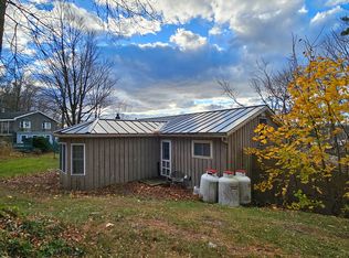 71 Sand Rd APT B, Colchester, VT 05446