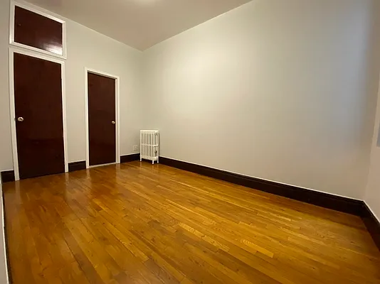 Rented by Bohemia Realty Group | media 19