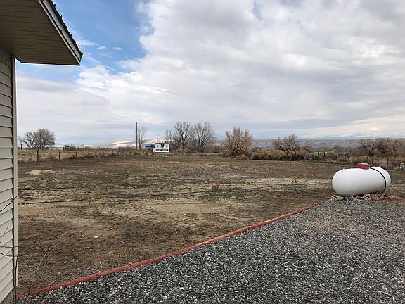 3rd image of 1001 Us Highway 20 S