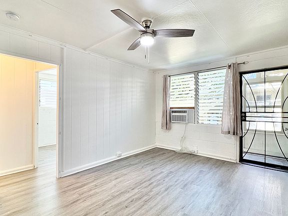 2nd image of 2319 Fern St #B