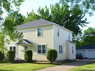 1809 Hoover Ave #E, Eau Claire, WI 54701