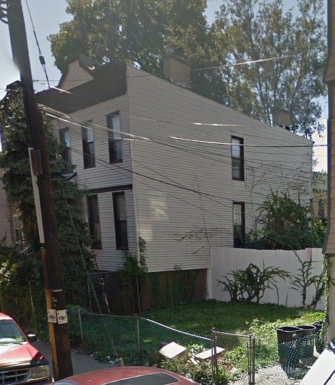 2nd image of 25 Reed St