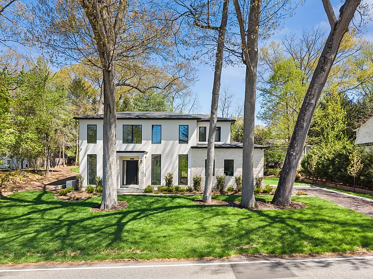 242 Hardenburgh Ave — Photo 54