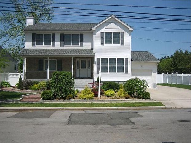 1st image of 1411 5th Ave