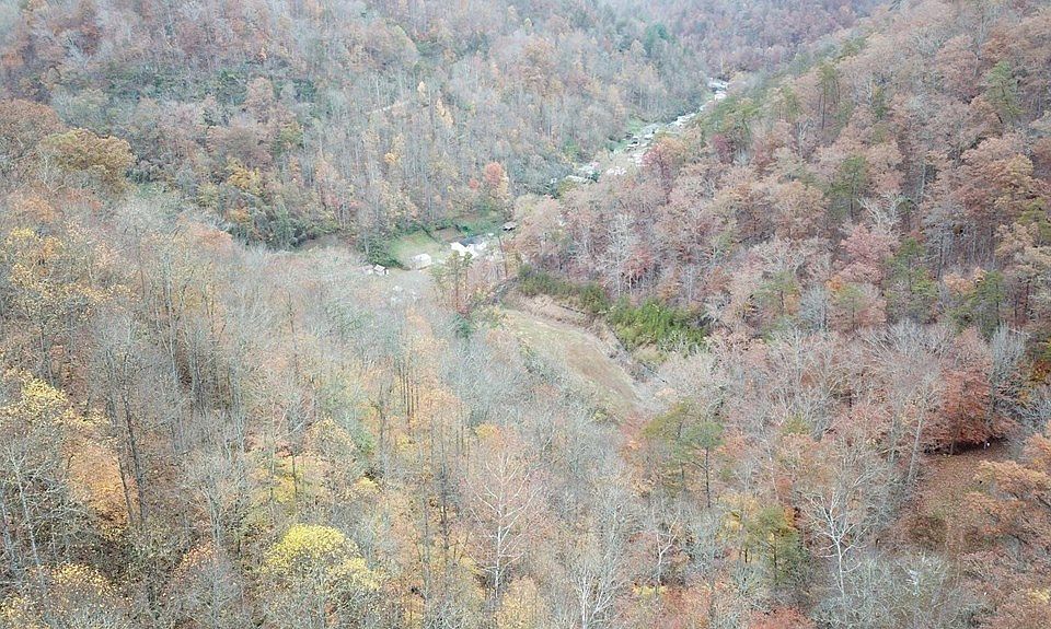 1584 Lower Pompey Rd, Shelbiana, KY 41562 Zillow