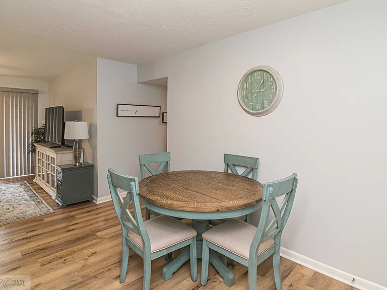 101 E Lockhaven Dr #C — Photo 9