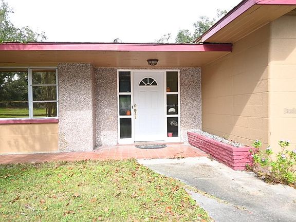 4th image of 37933 Howard Ave