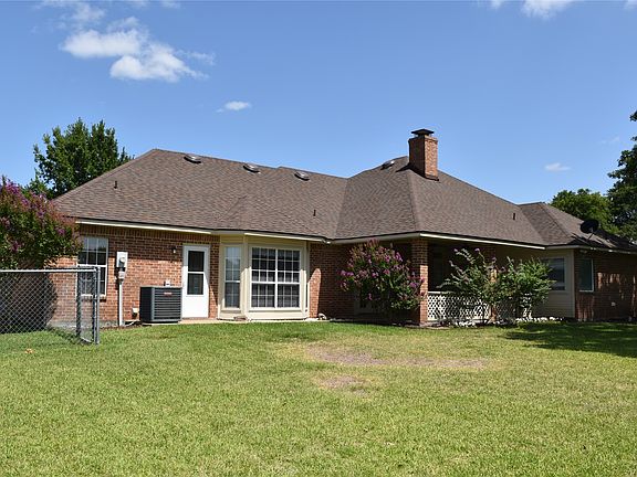 3rd image of 4017 Windmill Ridge Cir