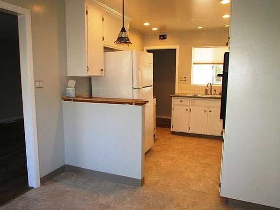 4th image of 1249 Sabrina Ct
