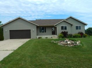 227 9th St SE, Freeport, MN 56331