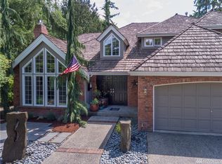 25709 NE 10th St, Sammamish, WA 98074