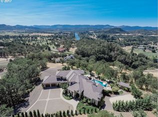 170 Hayes Eden Ln, Roseburg, OR 97471
