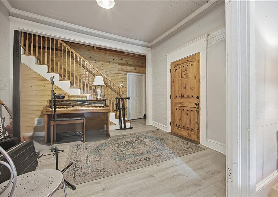 1st image of 3045 Flat Shoals Rd