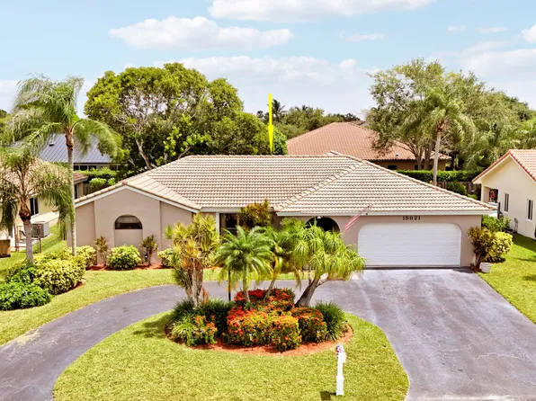15821 Sedgewyck Circle N, Davie, FL 33331