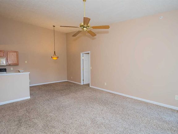 4th image of 4220-10 Nolin Ct