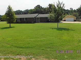 1395 Milam Ln, Hernando, MS 38632
