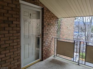 100 Seward St APT B4, Rockaway, NJ 07866