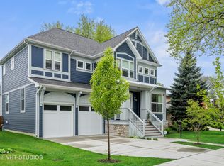 2017 Irwin Ave, Park Ridge, IL 60068