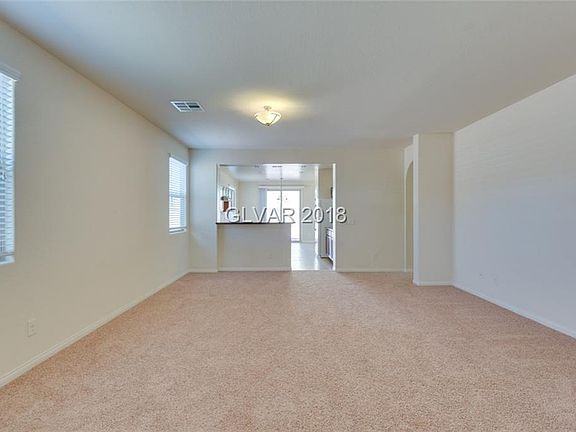 3rd image of 386 Windmill Croft Dr
