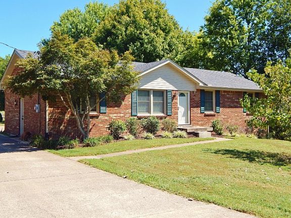 3rd image of 2021 Montclair Dr