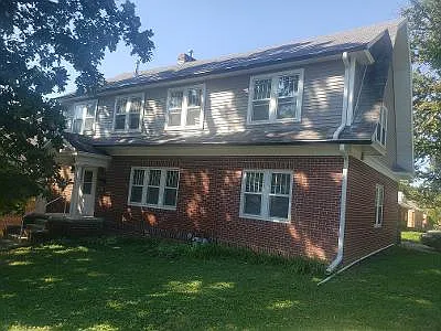 2 bed, $1,425 — Photo 1