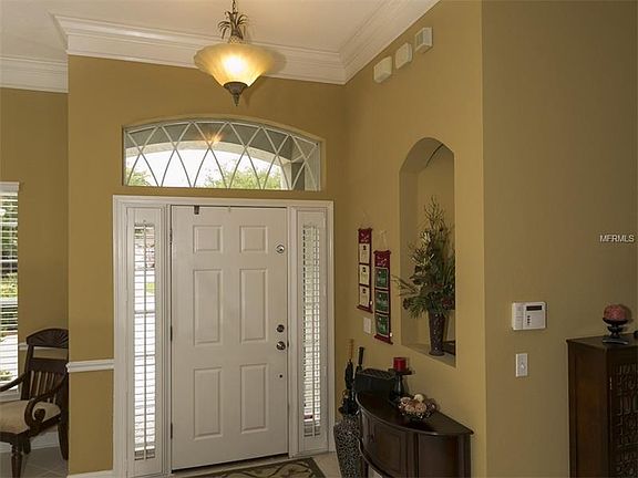 2nd image of 3836 Paddington Pl