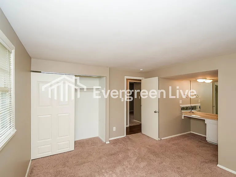 10331 Ronald Ct — Photo 9