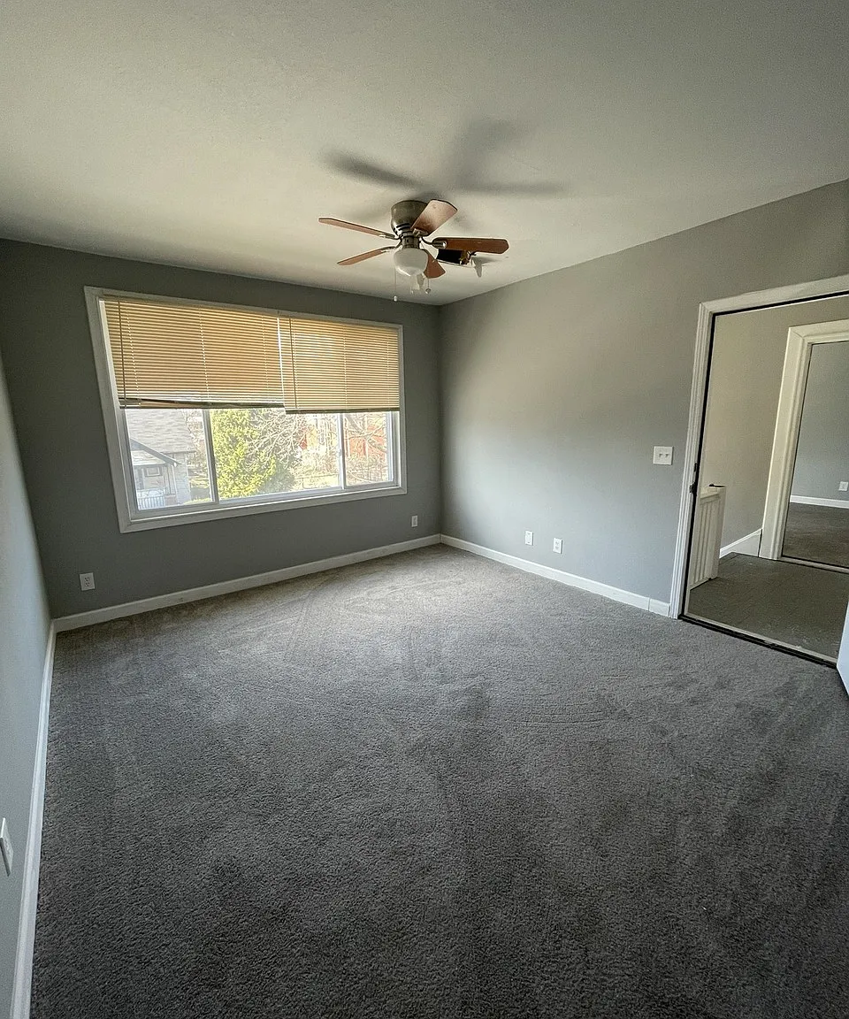 2 bed, 900 sqft, $1,100 — Photo 1