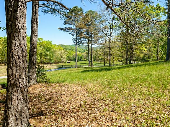4th image of 3 Spring Camp Rd