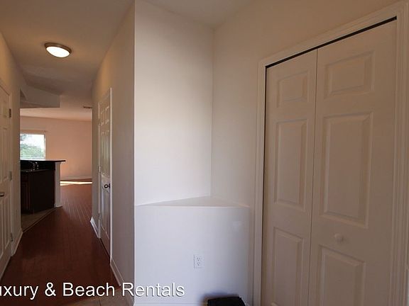 5th image of 4347 Tyler Cir N