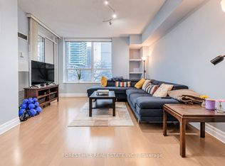 70 Alexander St #305, Toronto, ON M4Y3B6