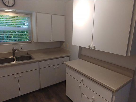 3rd image of 3751 Almeria Ave APT A2