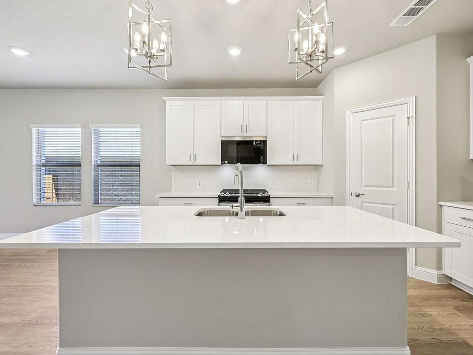 1st image of 6207 Timberhurst Dr