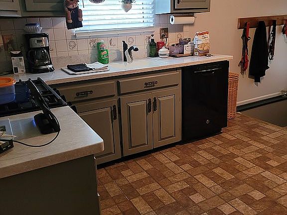 Kitchen- new countertops