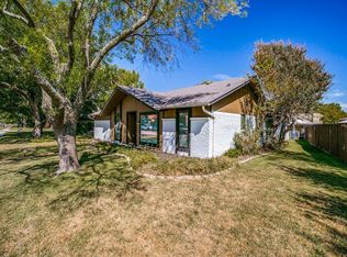 5214 Barcelona Dr, Garland, TX 75043