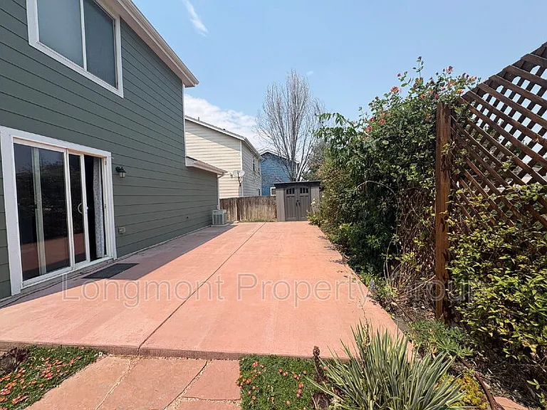 10652 Forester Pl — Photo 16