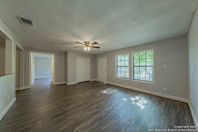 1st image of 24421 Loma Verde