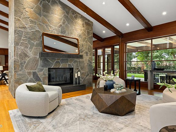 5th image of 921 Chapea Rd