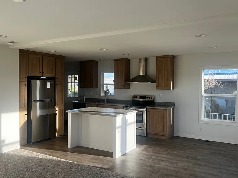 2627 S Lamb Blvd #81 — Photo 6